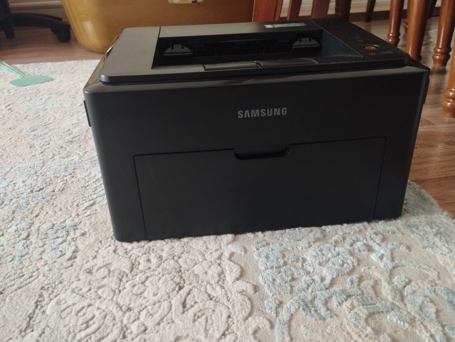 Лазерный принтер Samsung ML-1640