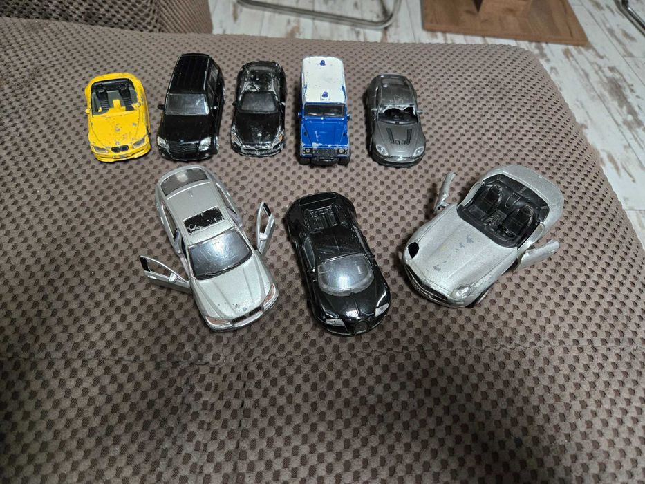 Лот метални колички , за 20лв общо