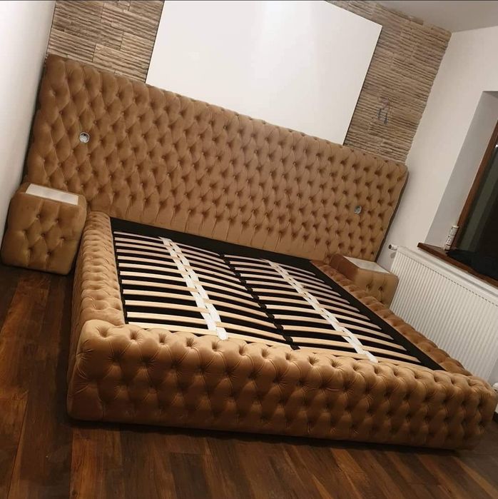 Pat dormitor tapitat model chesterfield