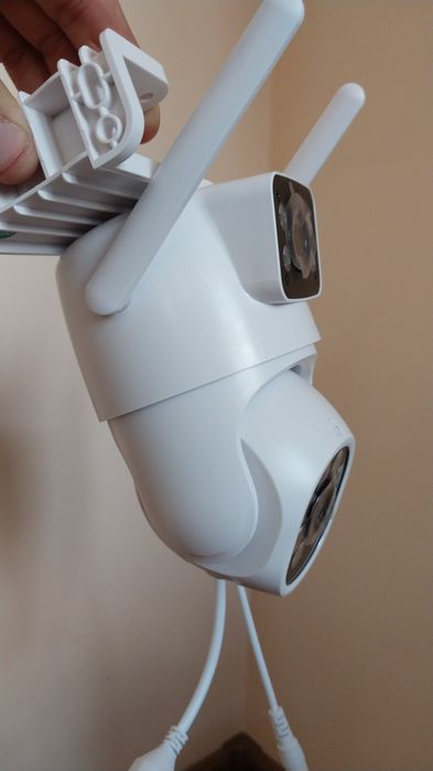 V380 pro 2 linzali 4MP  kamera