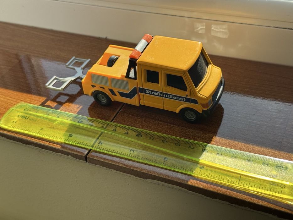 Machete metalice 1/32