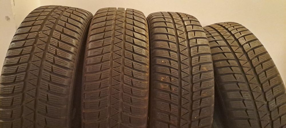 1956015 зимни гуми 195/60R15 4бр супер състояние