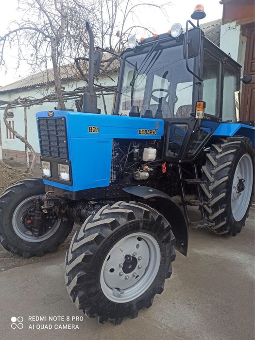 Belarus traktor mtz sotiladi 2023 yil sroshniy