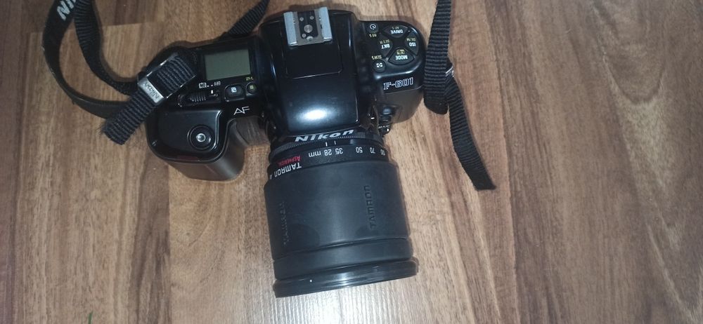 NIKON F-601 ARGENTIQUE AVEC OBJECTIF SIGMA ZOOM 18-50mm 1:35-5.6 Dc 58mm
