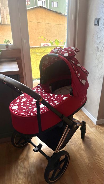 Количка Cybex Priam  Jeremy Scott Petticoat. Лимитирана серия.