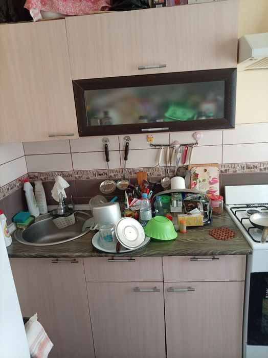Продам кухня и стол со стульями