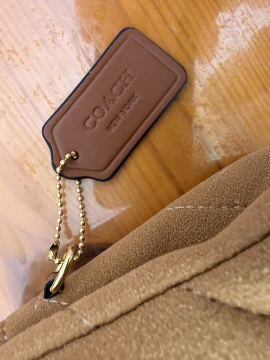 Кафява дамска чанта Coach