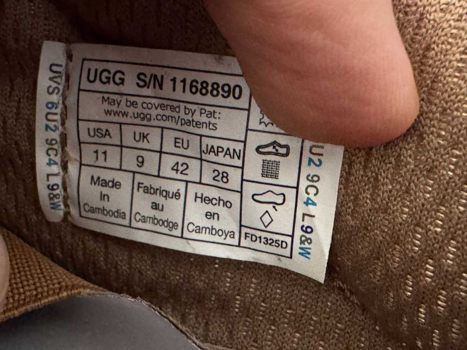 UGG  Lo Lowmel  . 42 eu