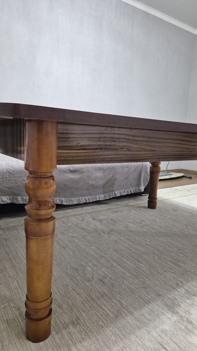 Стол деревянный со сьемными ножками