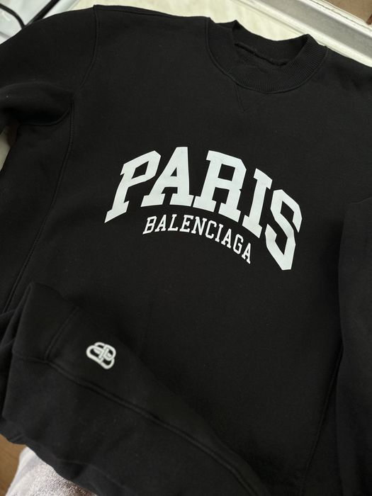Рокля/суитшърт Balenciaga Paris