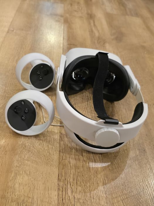 Oculus quest 2  отличное состояние