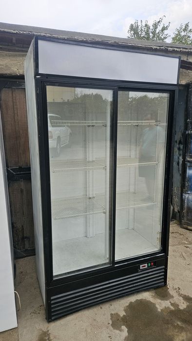 Холодильник продаётся