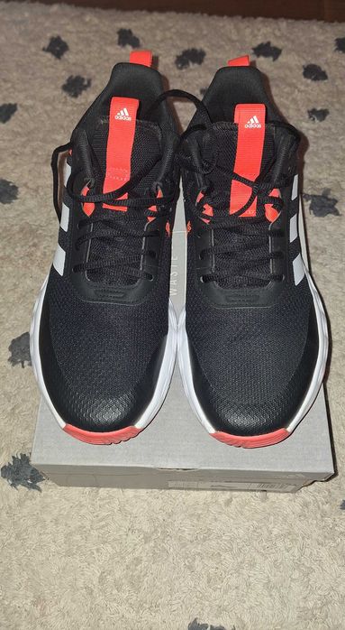 Маратонки Adidas