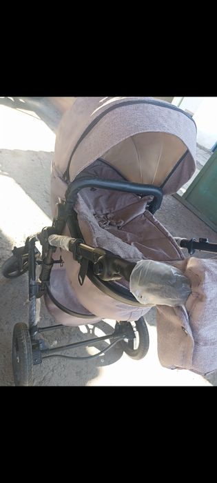 Коляска прогулочная