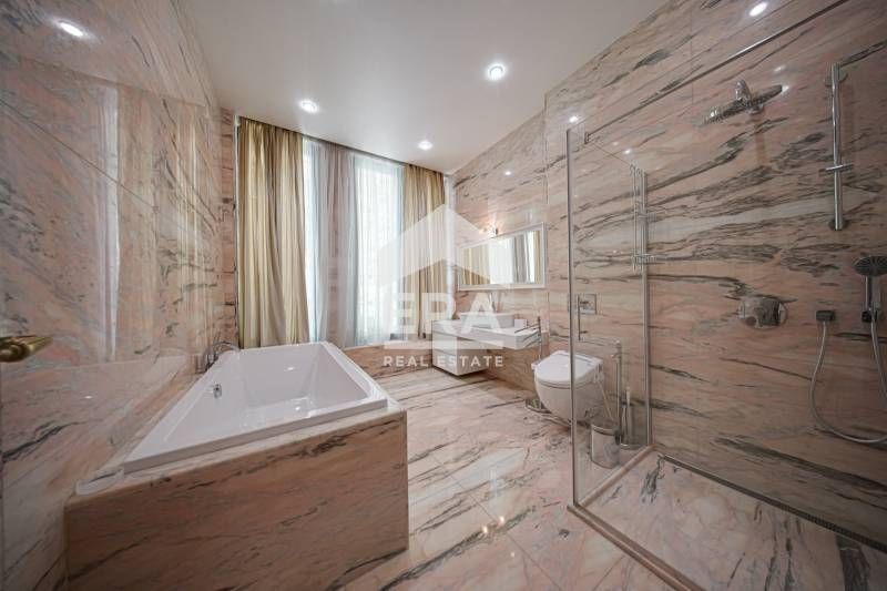 Дава се под наем Многостаен апартамент в София, Иван Вазов - 450 кв.м за 7480.68 € - Снимка #6