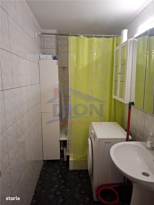 Decebal Turquoise  -  apartament 2 camere deosebit, cu parcare