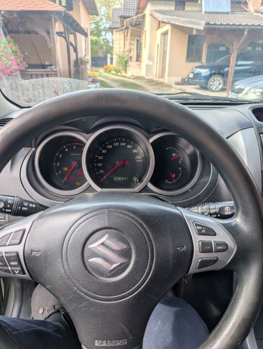 Se vinde Suzuki grand Vitara