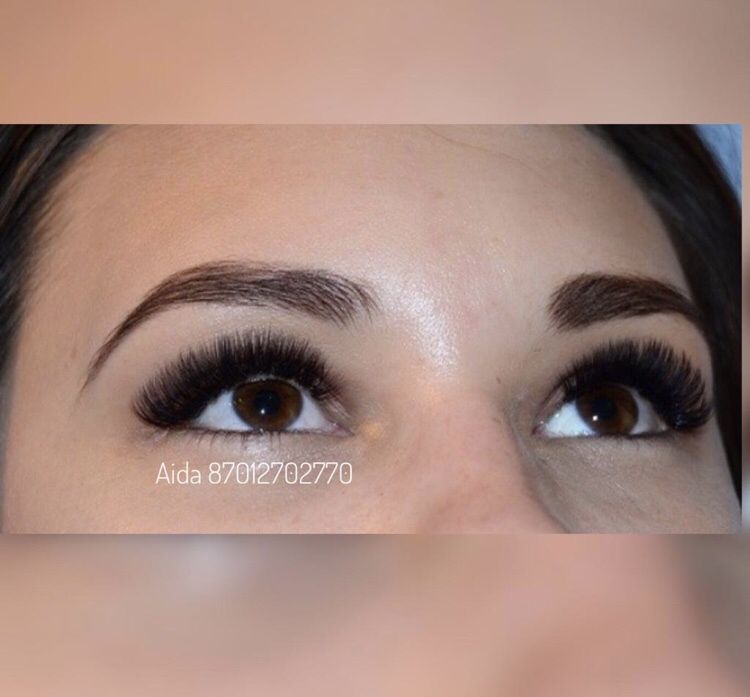 Наращивание ресниц . Возможен выезд