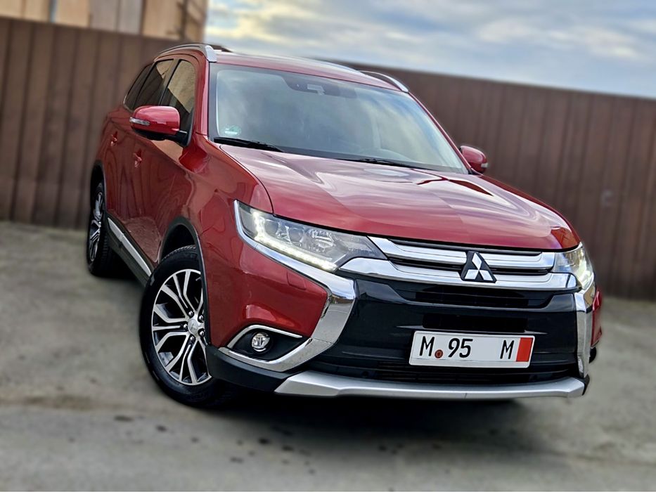 Mitsubishi Outlander~7 Locuri~4x4~Automat~Instyle~Full Extra~Visiniu Metalizat