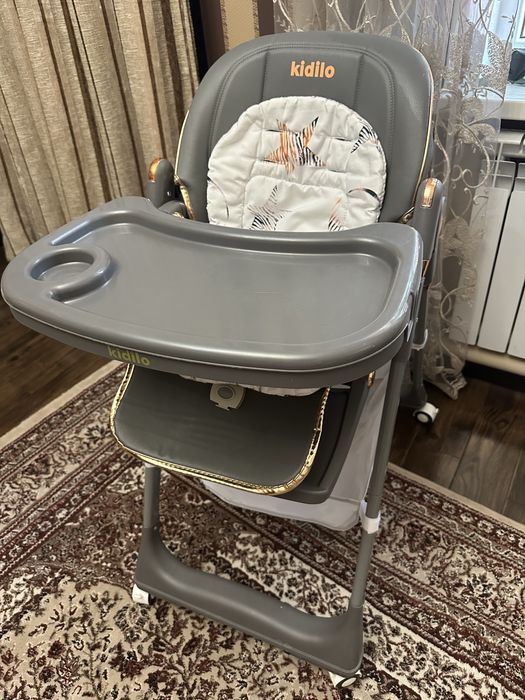 Стульчик для кормления Kidilo