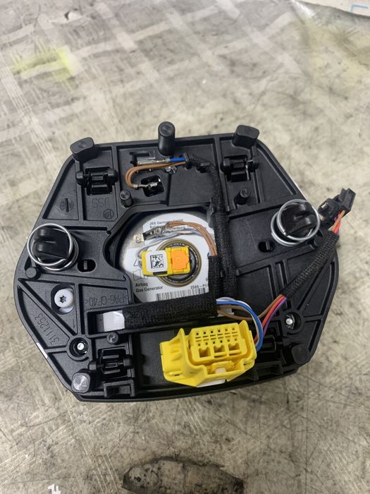 airbag volan skoda octavia 4 1.0 benzina 2022