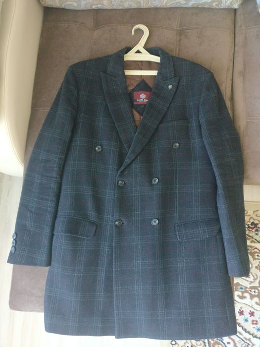 Продам пальто мужское 52 размер