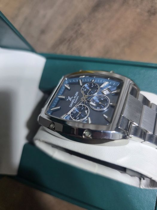 Часы Daniel Klein