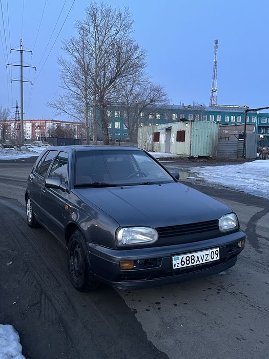 Продается гольф 3 1994г 1.8 бодрая вид имеет