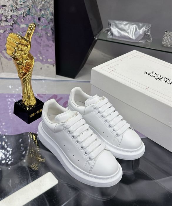 Alexander McQueen Full White Premium