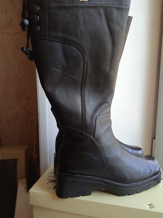 Сапоги женские новые