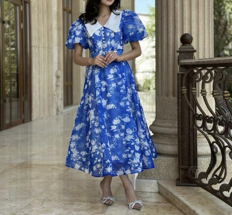 Вечернее платье в синем оттенке