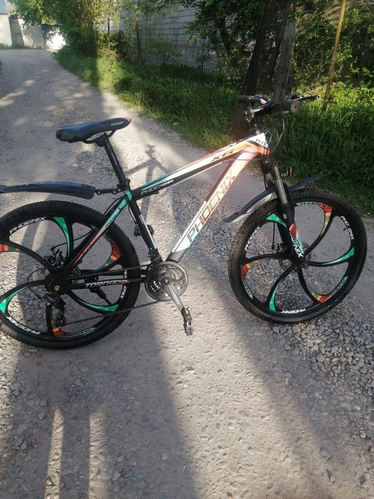 Продам велик спортивный 30. Тыс