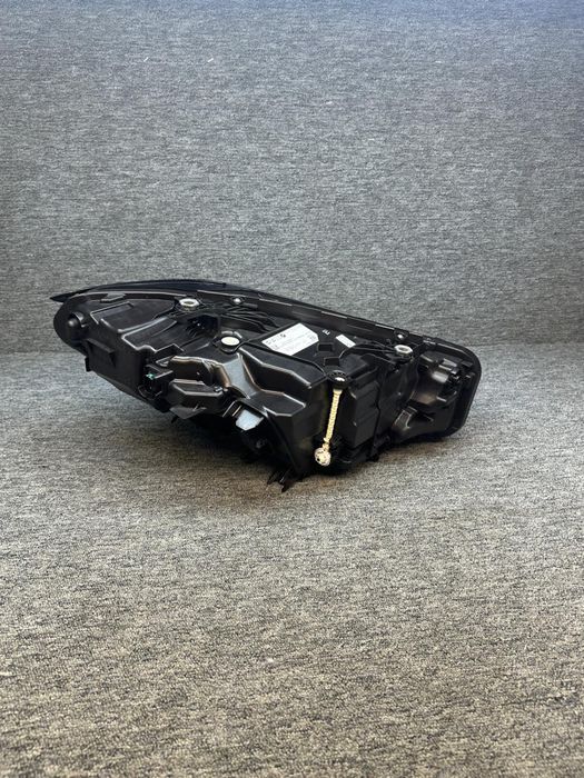 Far stanga Bmw seria 3 G20 Lci Facelift shadowline Adaptiv Nou