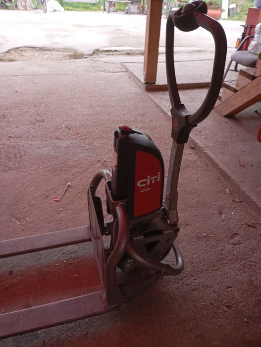 Transpaleti electrici