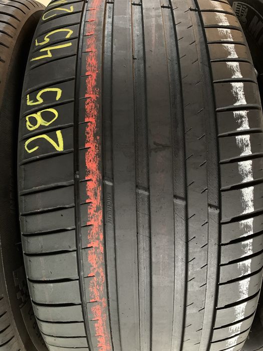 Set 285 45 21 anvelope de vară