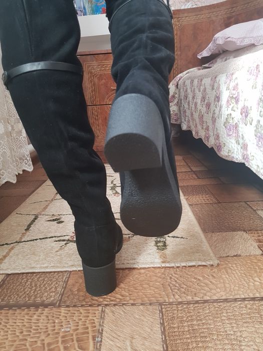 Женские зимние сапоги