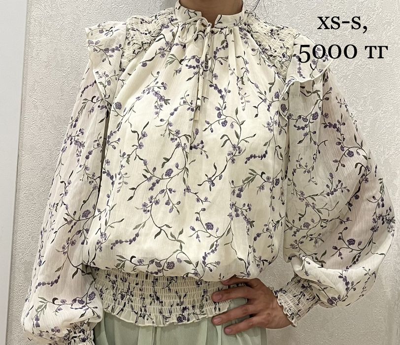 Рубашки на лето  XS - S б/у