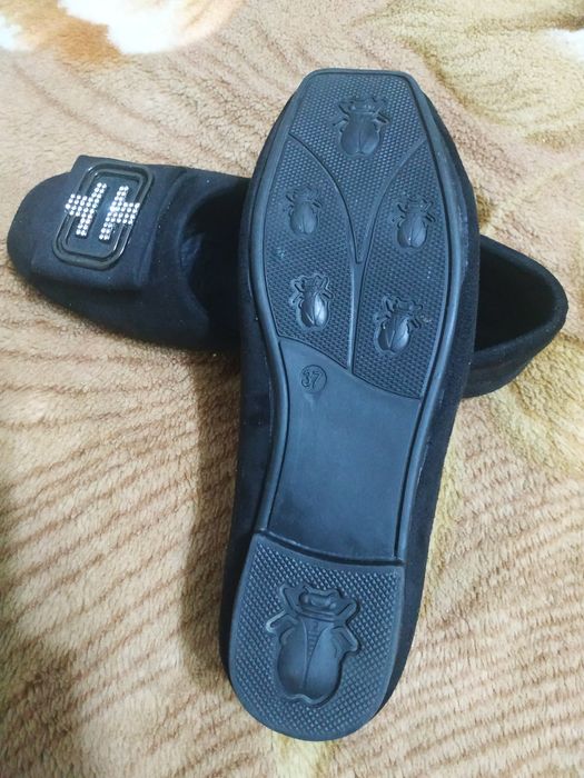 Жен.туфельки 37 раз. Новые.