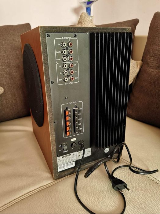 BOXE / GENIUS / Boxe 5.1 Genius SW-HF5.1 5050V2 Cherry