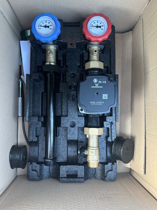 Grup de pompare cu butelie de egalizare