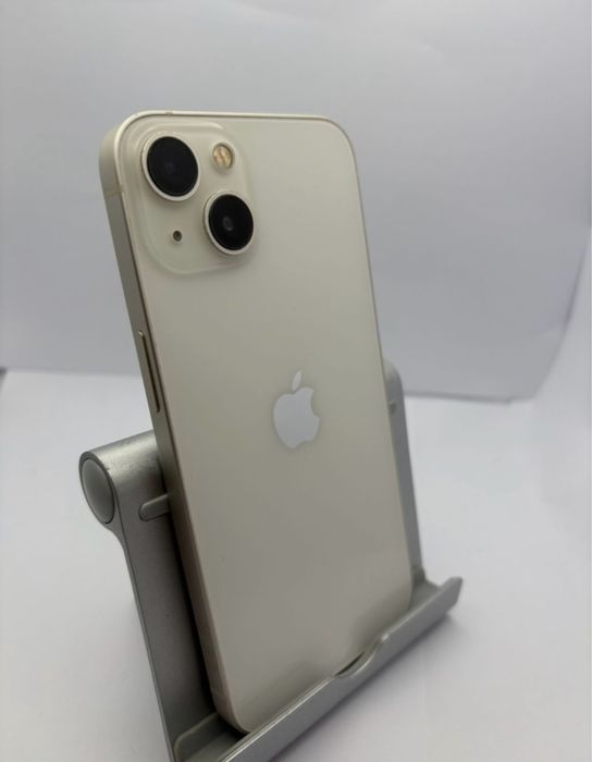 Apple IPhone 13/Белый (Starlight)/128 Gb/БЕЗ РЕОМНТА