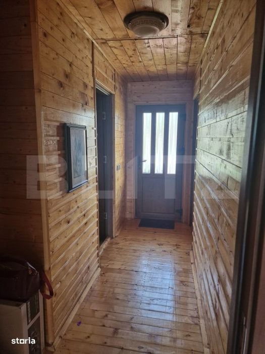 Casa cu 2 cladiri, foisor generos si teren de 3300 mp - Cornesti