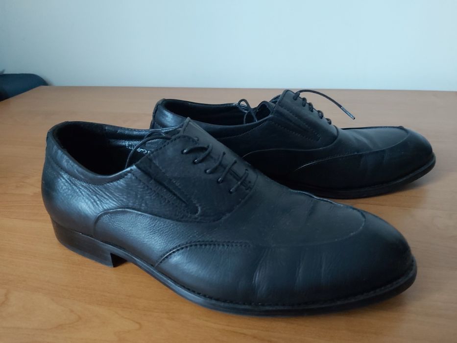 Мужские модельные туфли