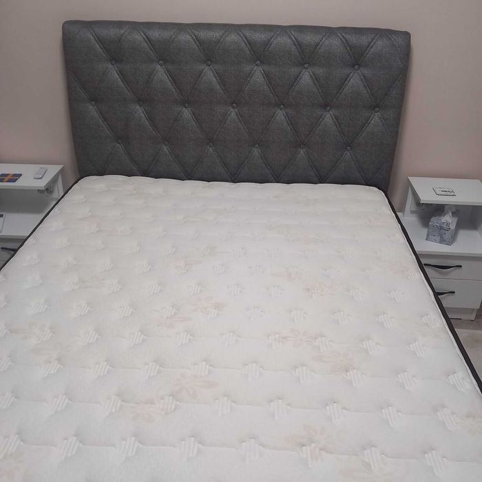 Спалня 150/200 – база Comfort + матрак Comfort, отлично състояние