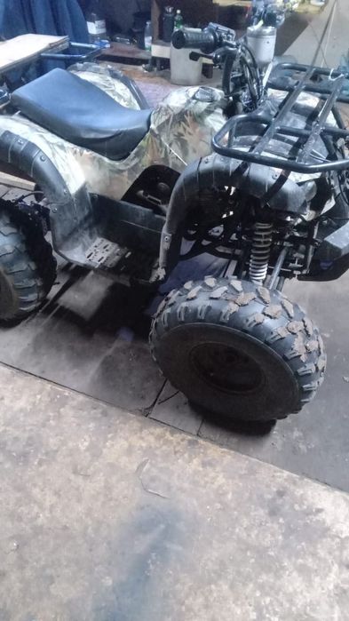 Продам квадроцыкл 125 кубиков