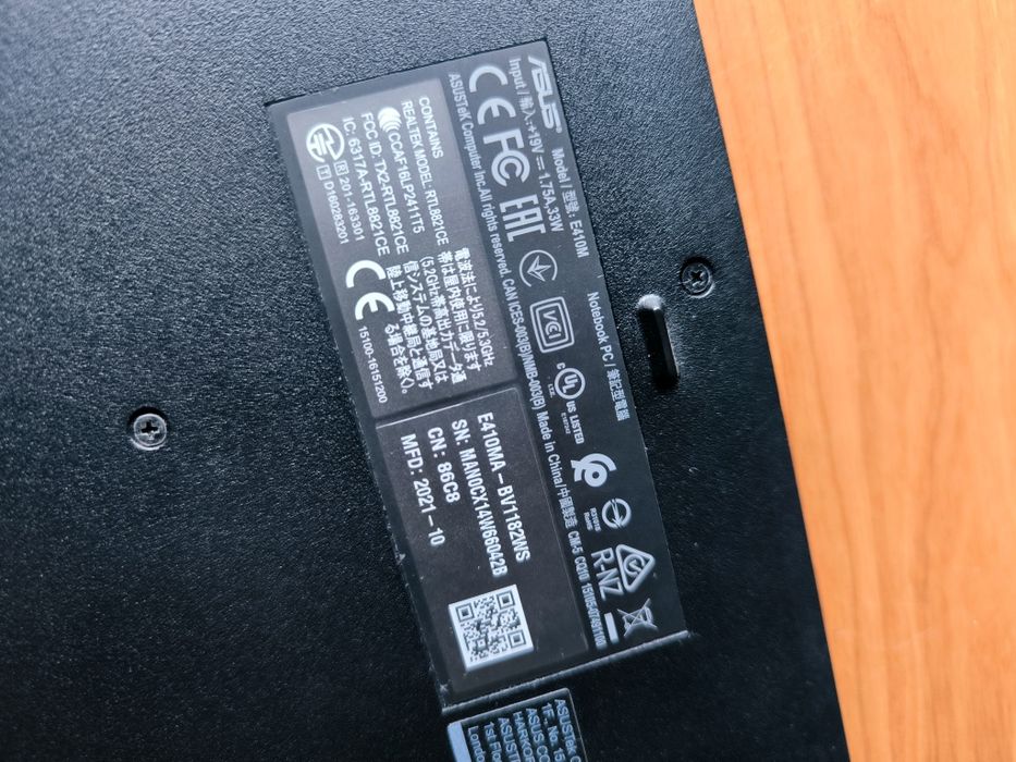 Notebook Asus E410M