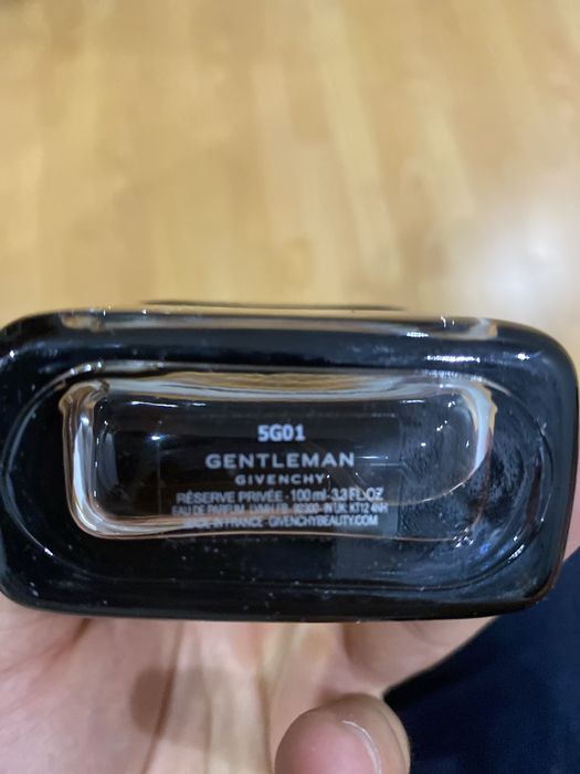 Givency gentleman reserve privee