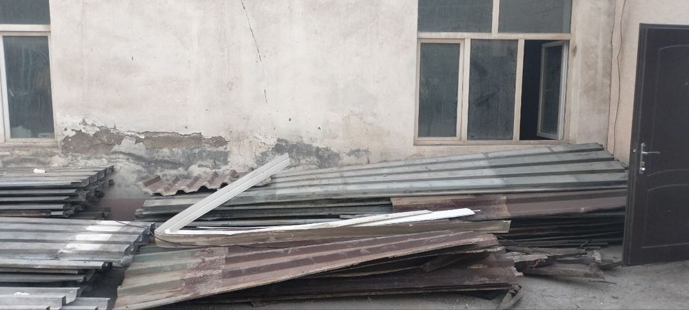 Профнастил 12метр по 8 метров  б/у 0.8 толшина