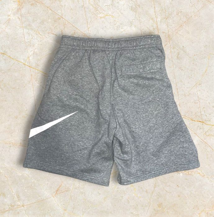 Pantaloni Scurti Nike Gri