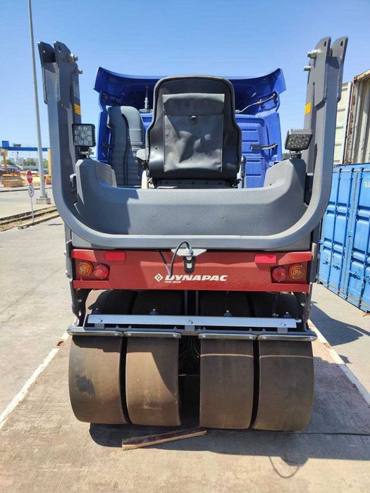 "Dynapac CC1400C VI" (Швеция) 6-авлод асфальт зичлаш машинаси (Каток)